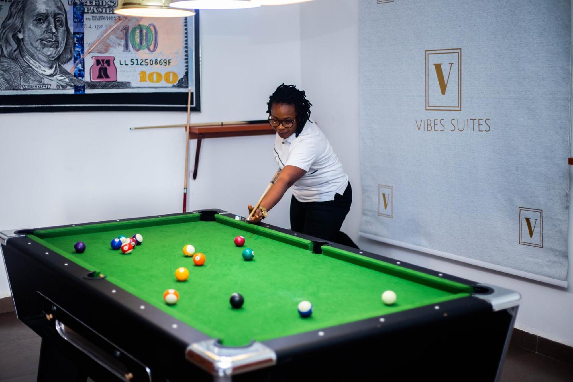 Vibes Suites Kaba Exterior foto